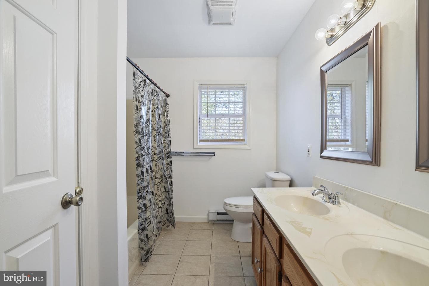 9839 Deerwood Drive photo 35
