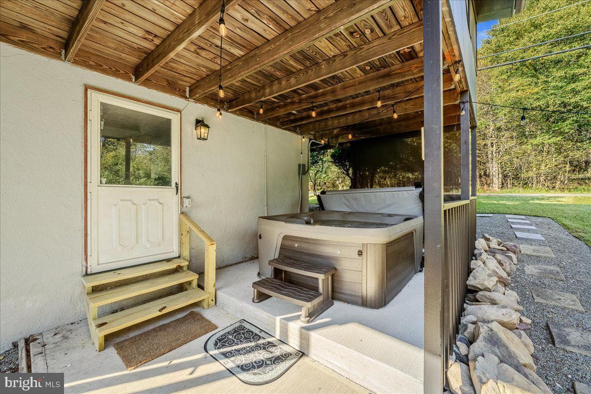 2117 Rosemont Drive photo 4
