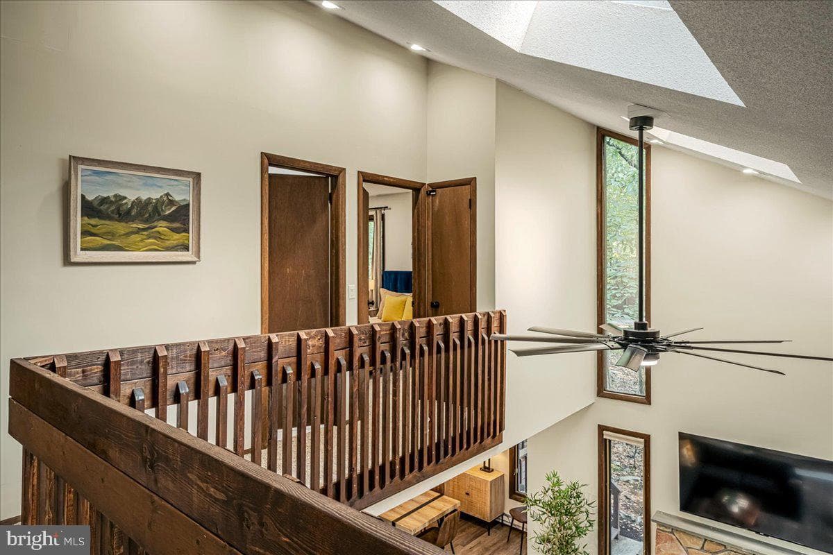 1119 Kensington Drive photo 37