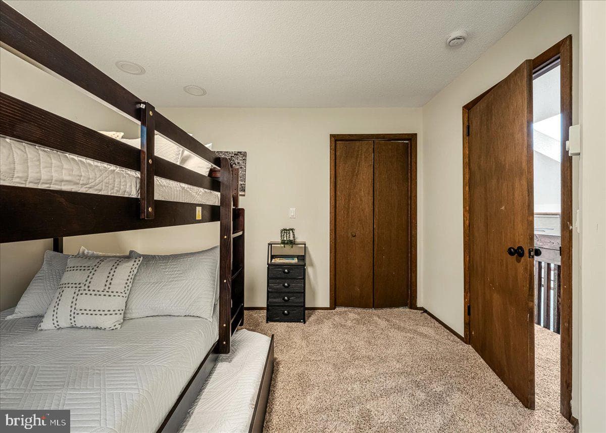 1119 Kensington Drive photo 40