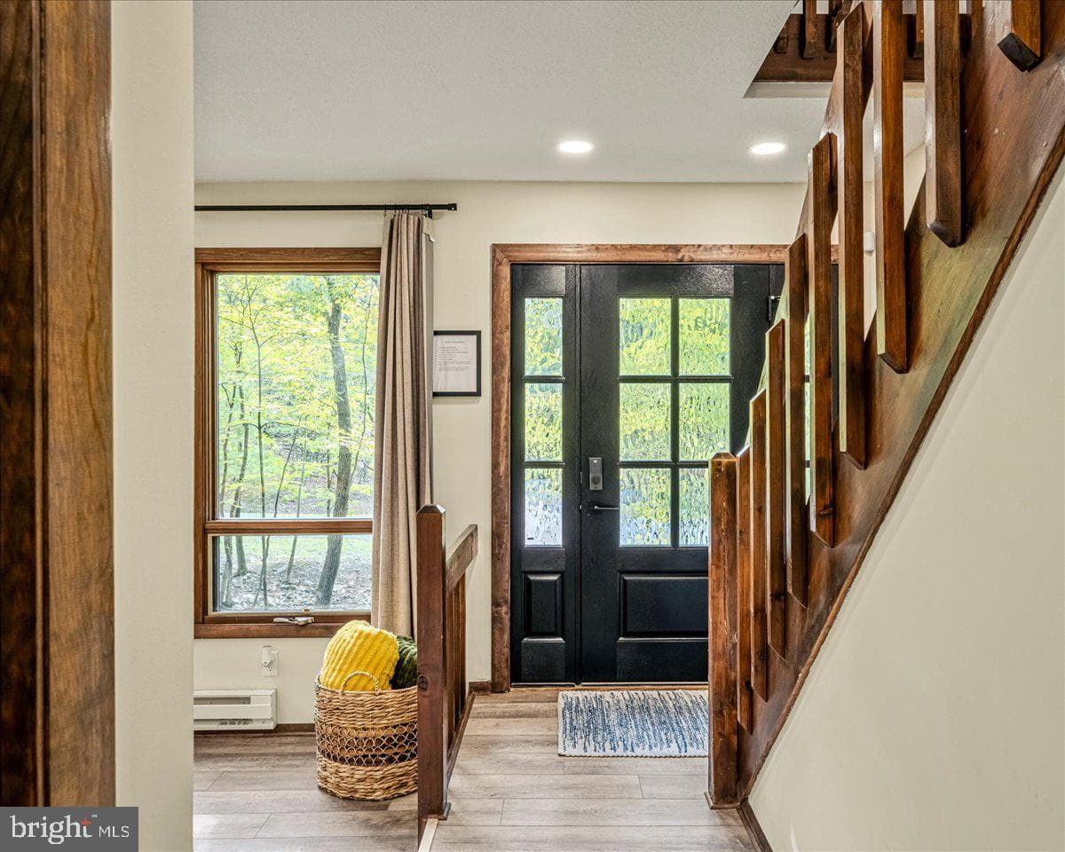 1119 Kensington Drive photo 5