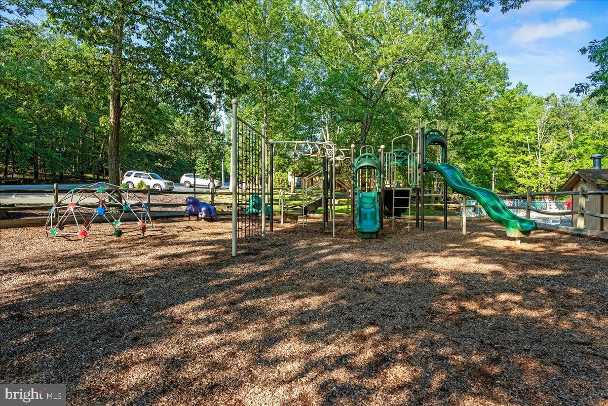 1119 Kensington Drive photo 53