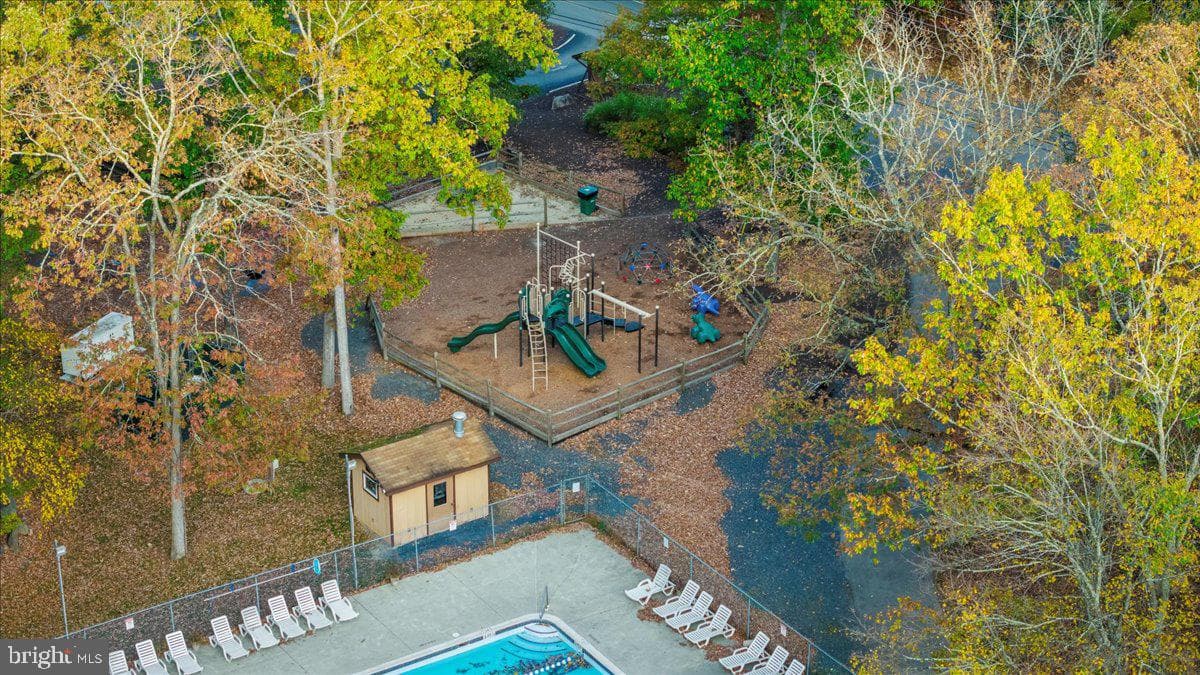 1119 Kensington Drive photo 75