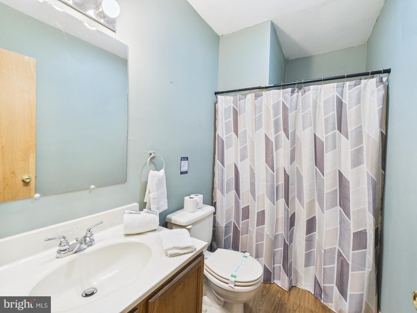 144 Maxatawny Drive photo 26