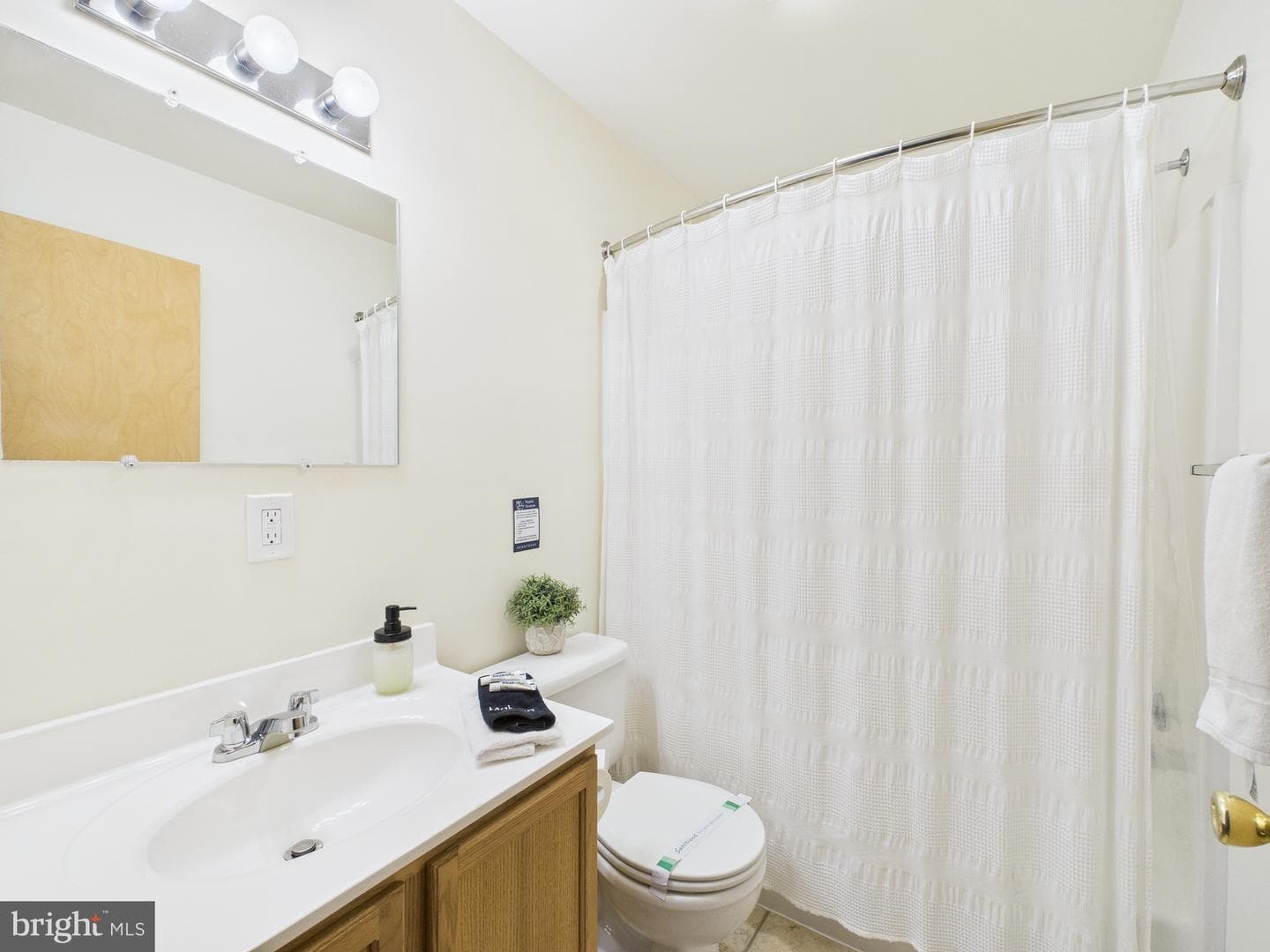 144 Maxatawny Drive photo 44