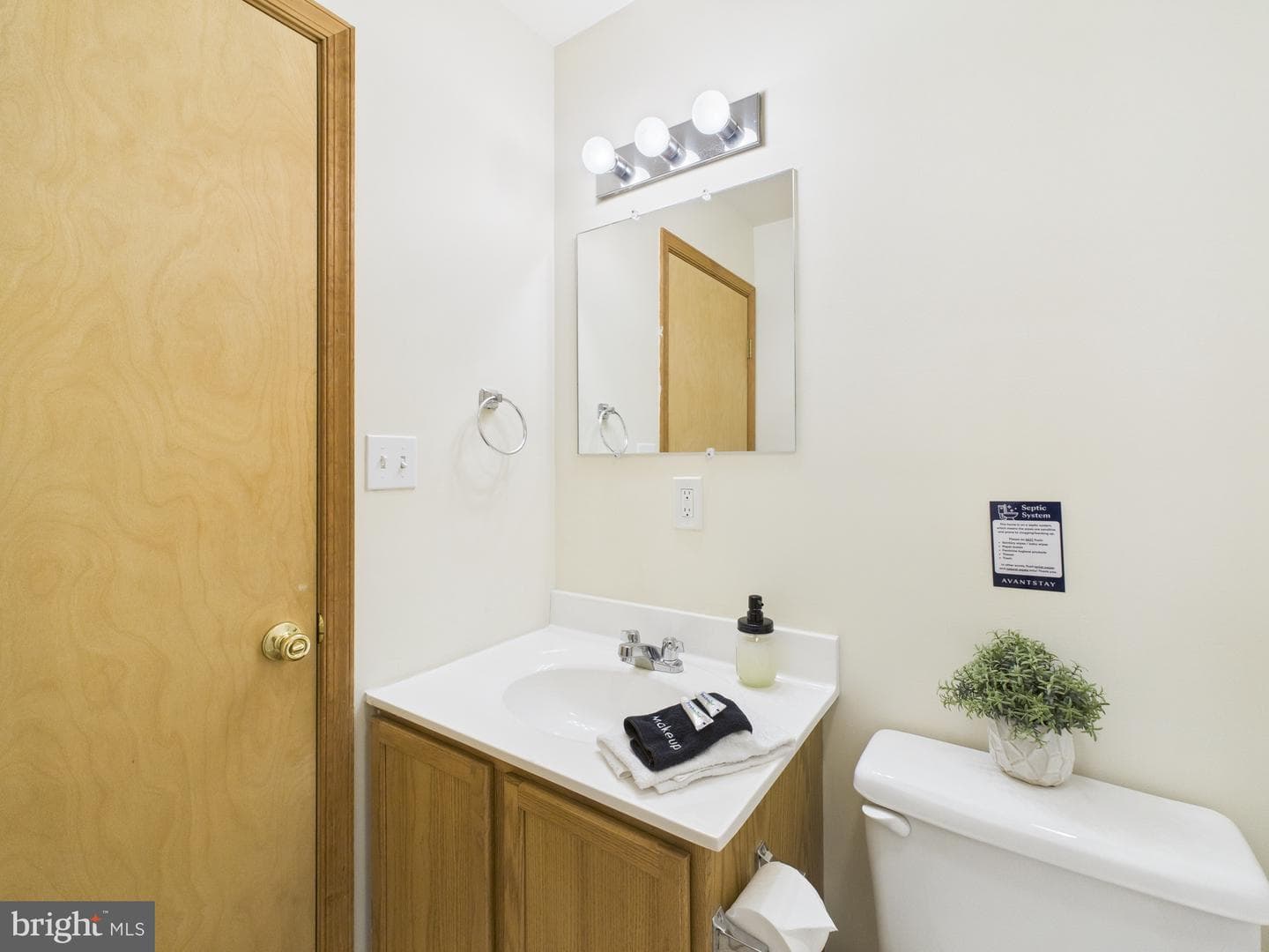 144 Maxatawny Drive photo 45