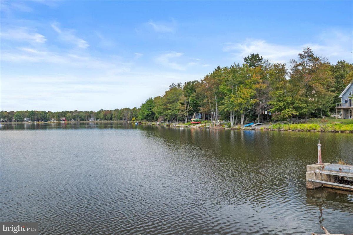 2914 Fairhaven Drive photo 3