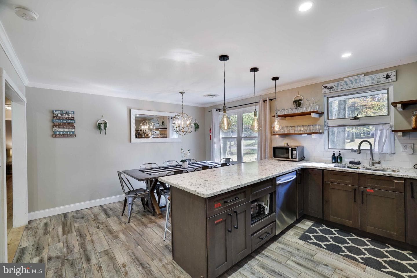 5160 Hummingbird Drive photo 13