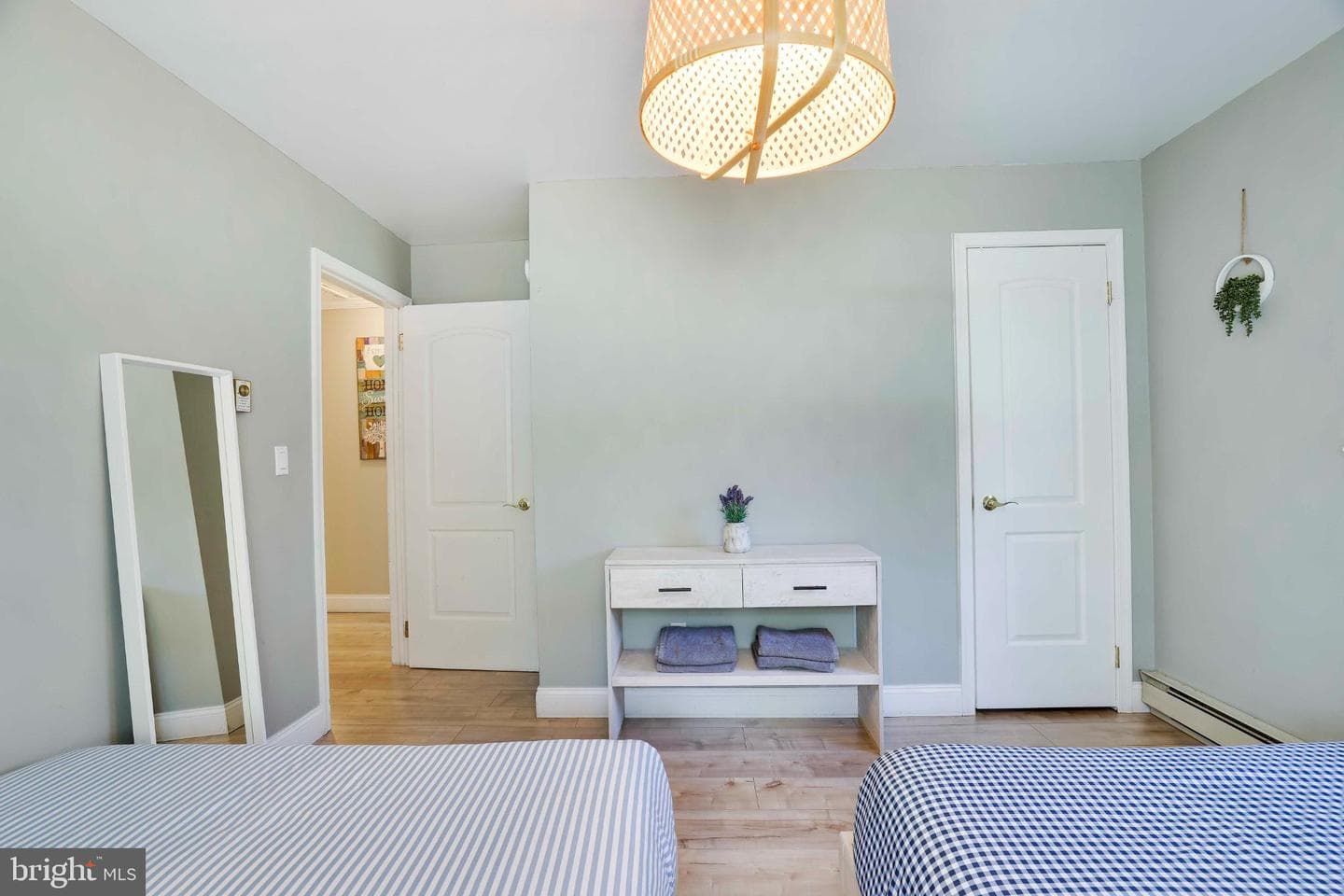 5160 Hummingbird Drive photo 29