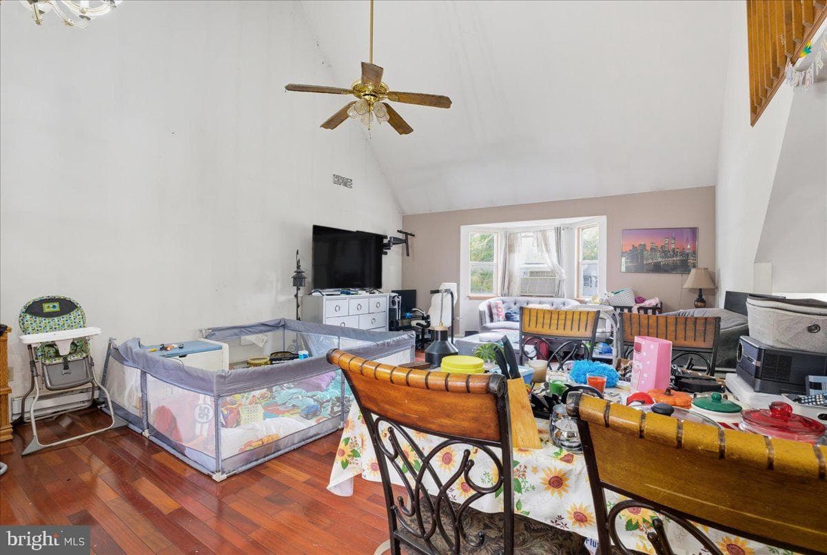 209 Julian Terrace photo 14