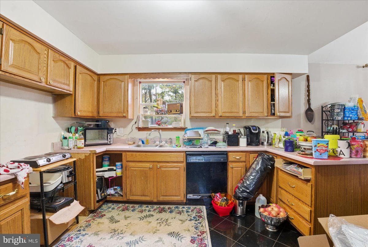 209 Julian Terrace photo 16