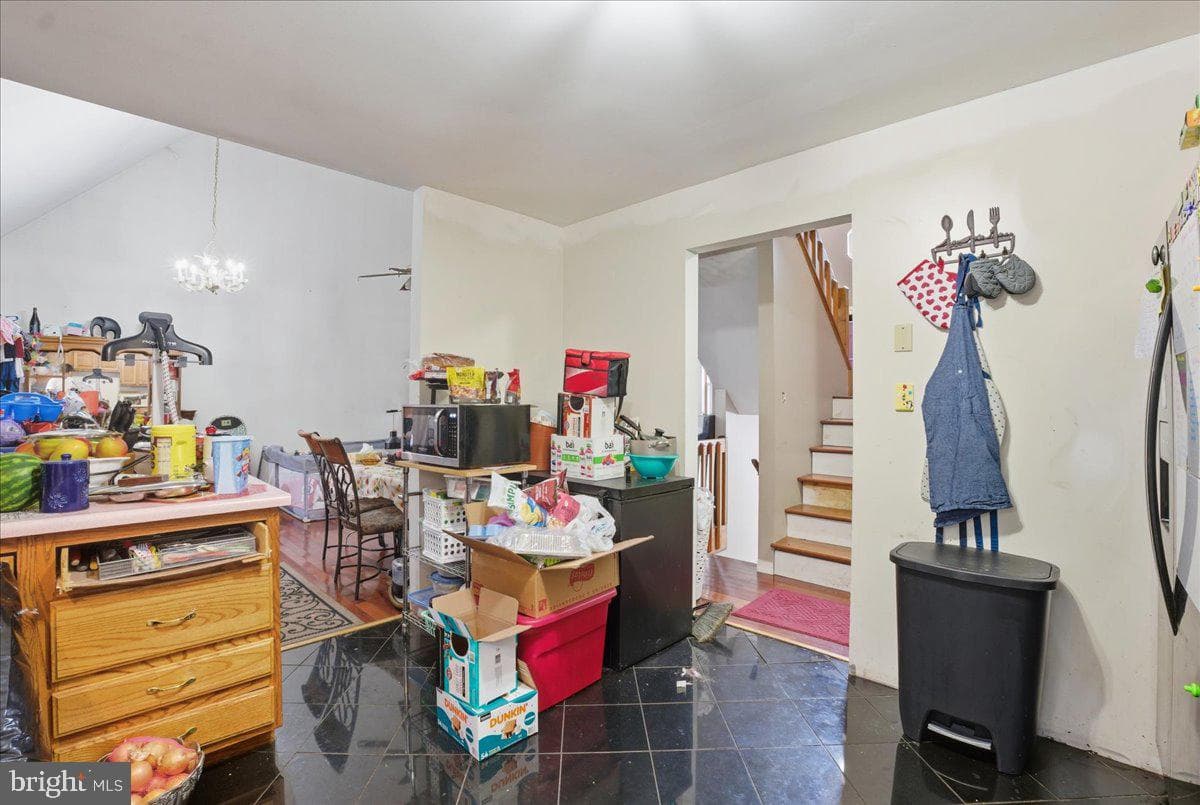 209 Julian Terrace photo 19