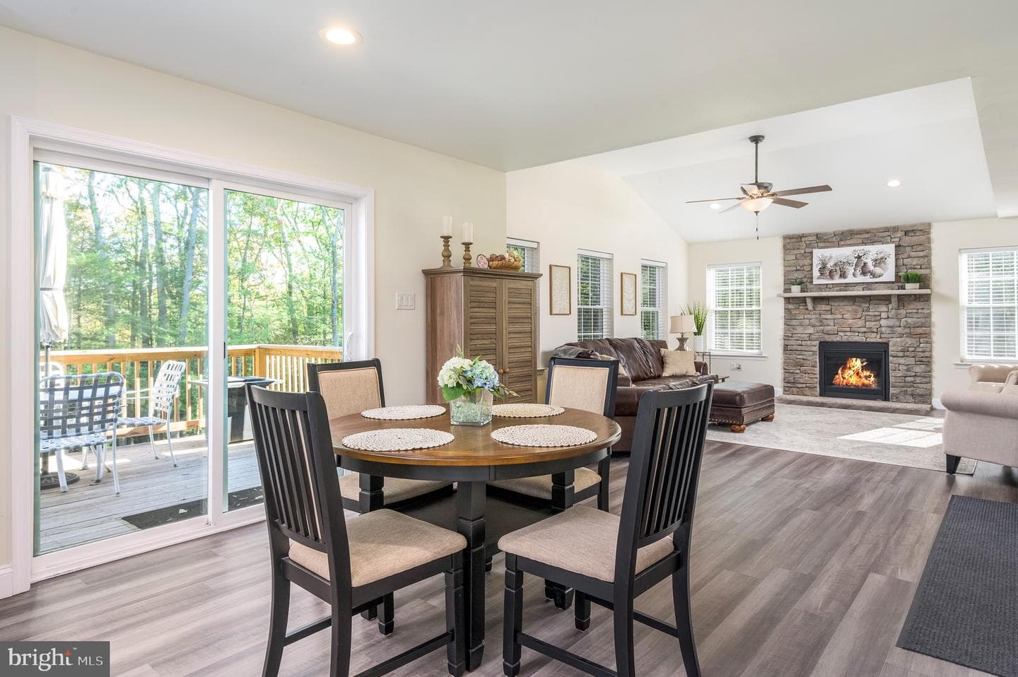 131 Chinaberry Way photo 23