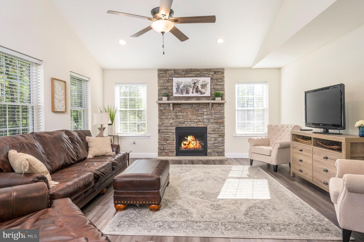 131 Chinaberry Way photo 24