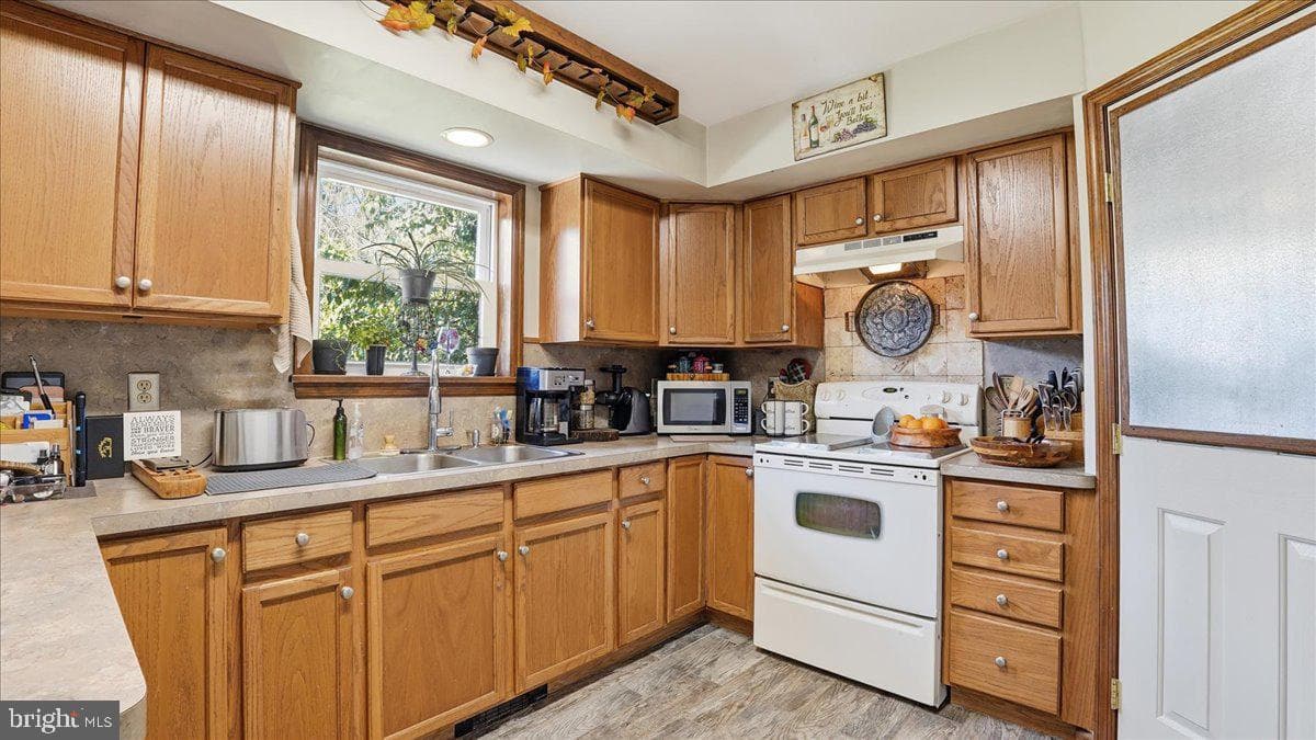 117 Summit Drive photo 22