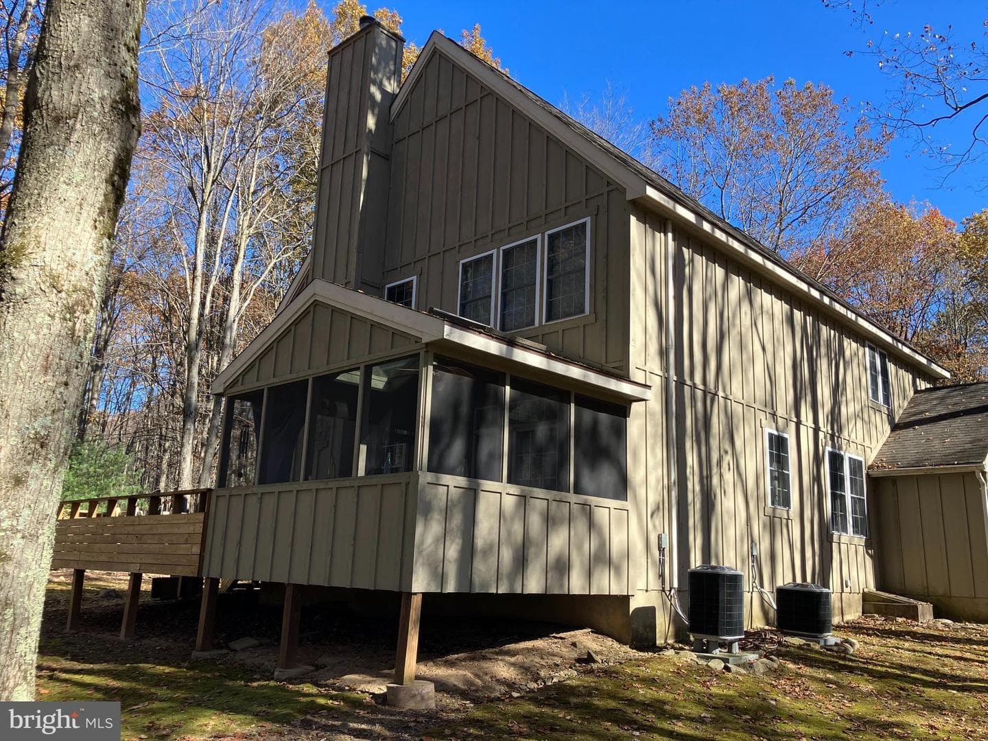 408 Gentian Lane photo 4
