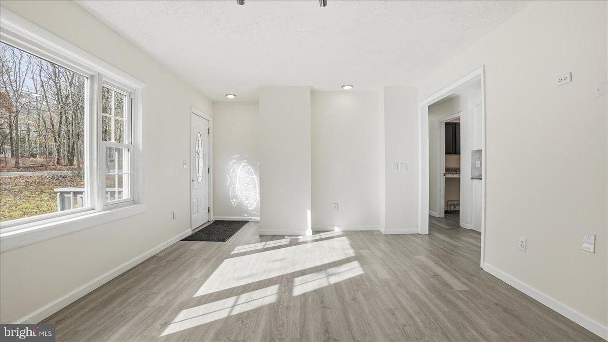 395 Sullivan Trail photo 11
