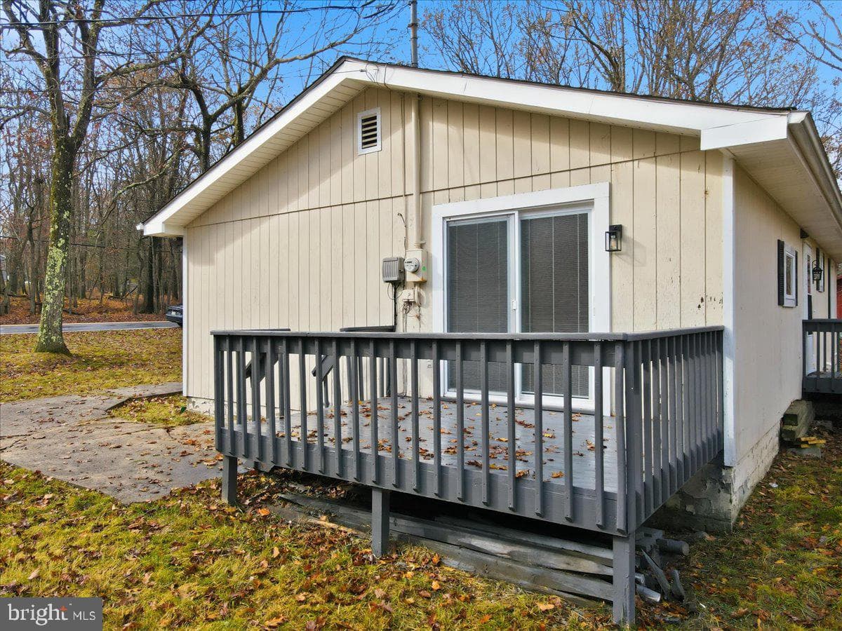 395 Sullivan Trail photo 39