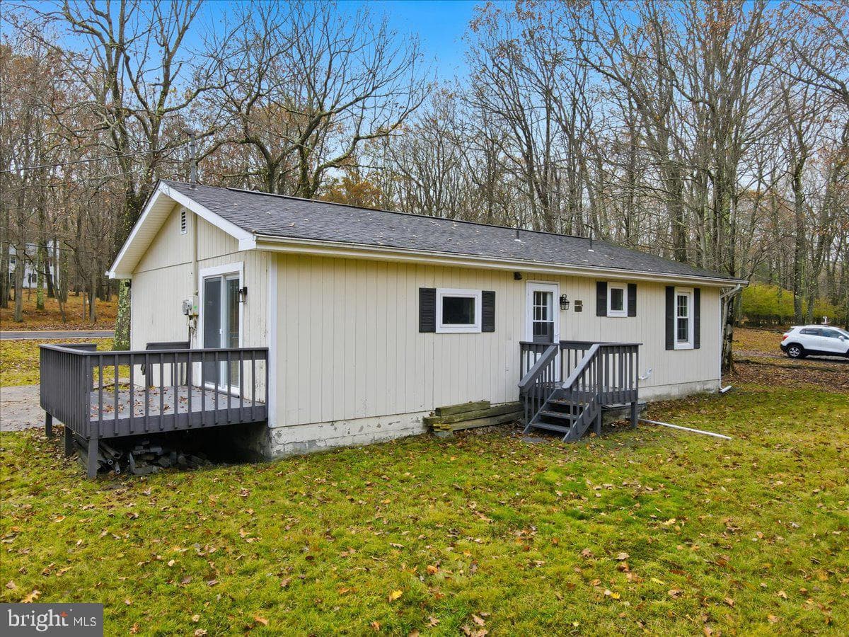 395 Sullivan Trail photo 40
