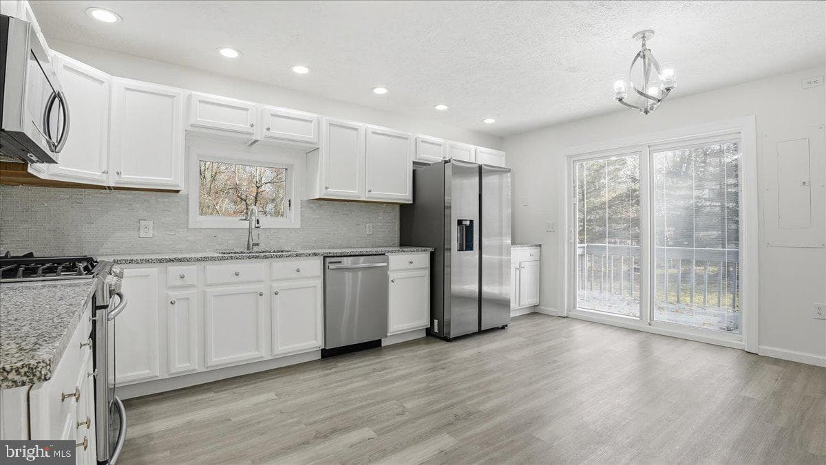 395 Sullivan Trail photo 5