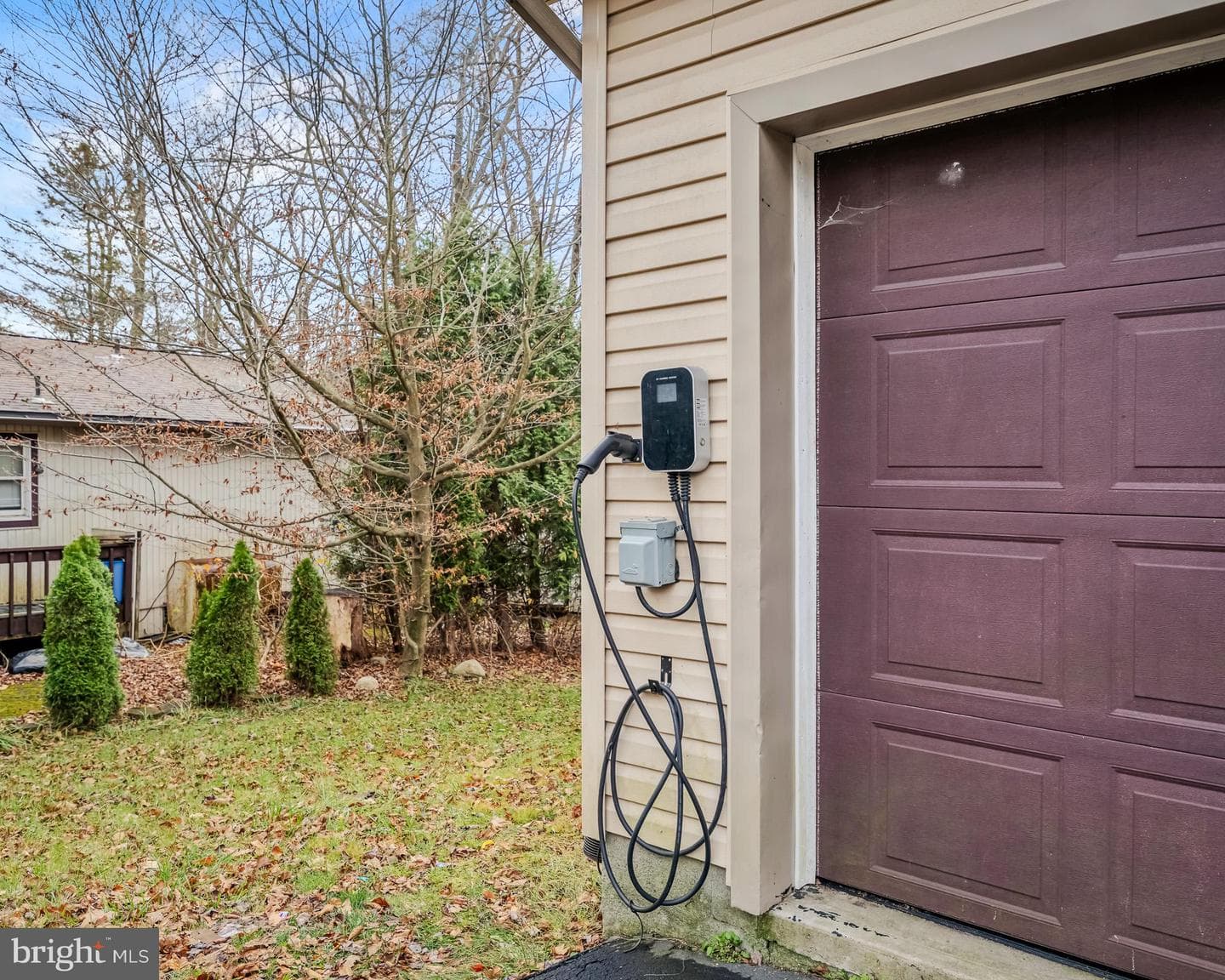2127 Warwick Circle photo 16
