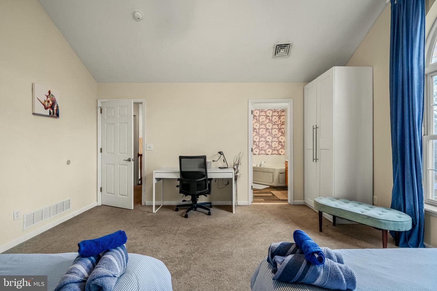 2127 Warwick Circle photo 37