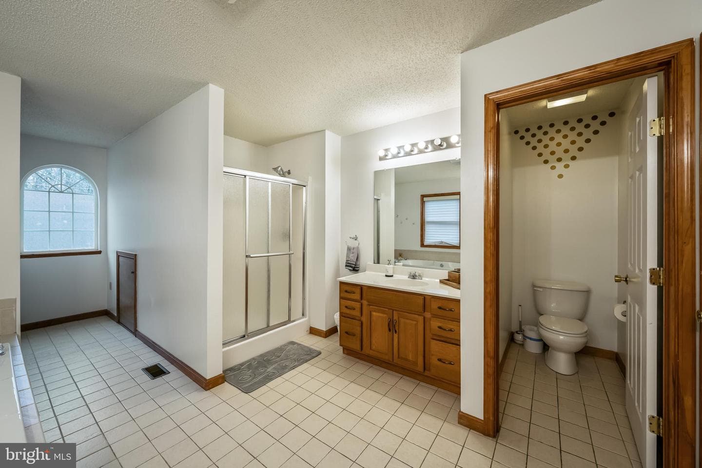 2121 Warwick Circle photo 42