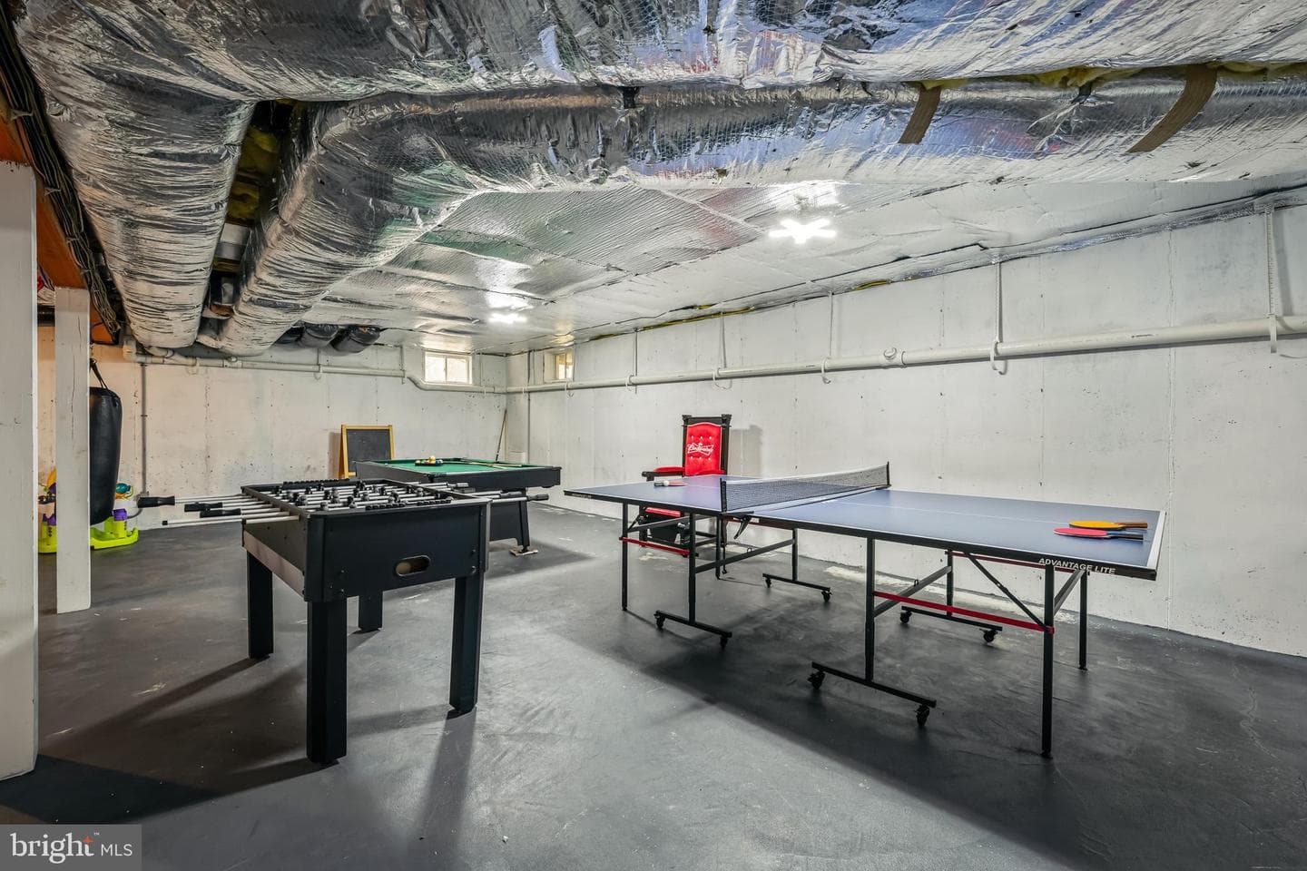 2121 Warwick Circle photo 63