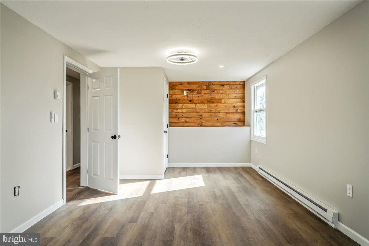 199 Winding Way photo 23