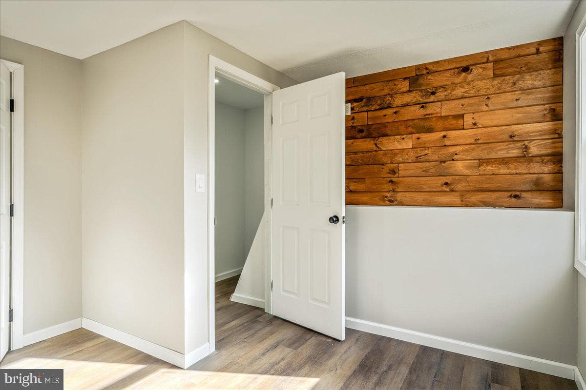 199 Winding Way photo 24