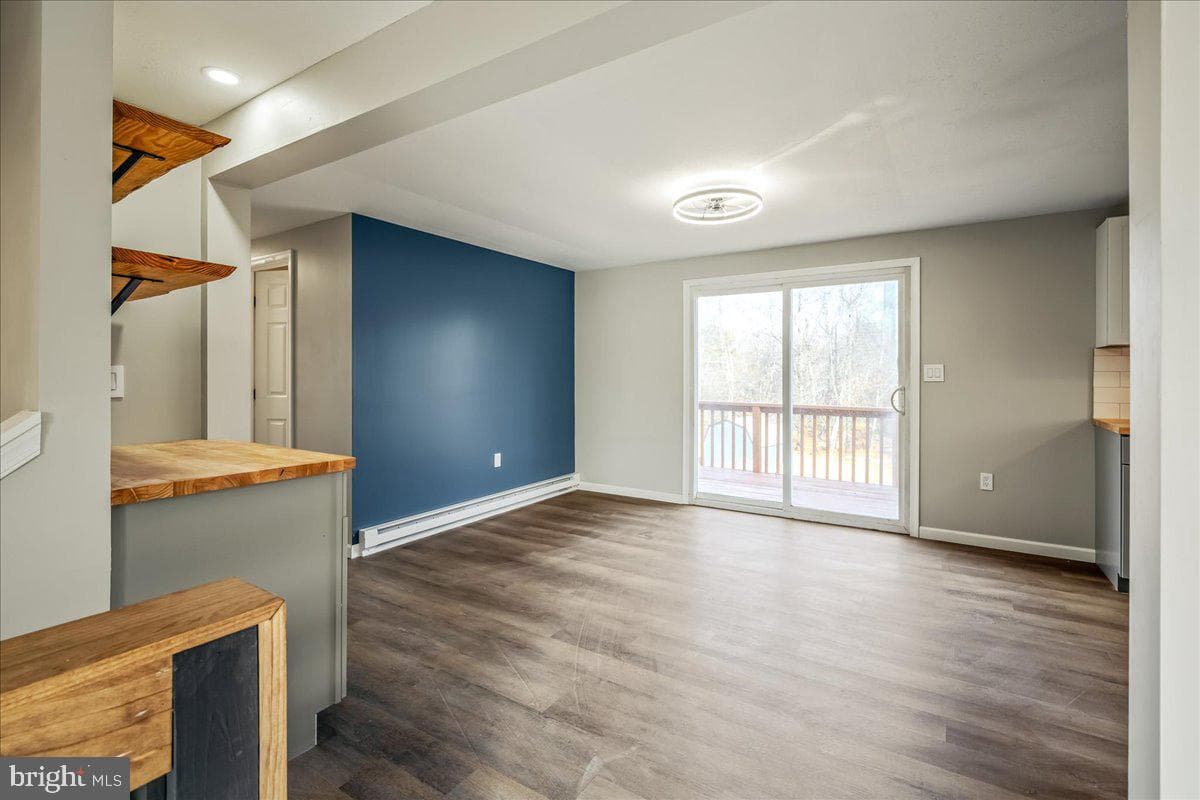 199 Winding Way photo 9
