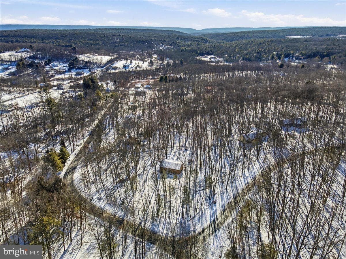 143 Anglemire Drive photo 10