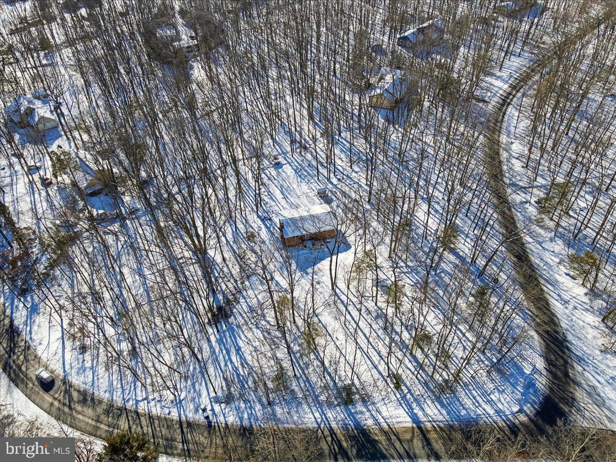 143 Anglemire Drive photo 13