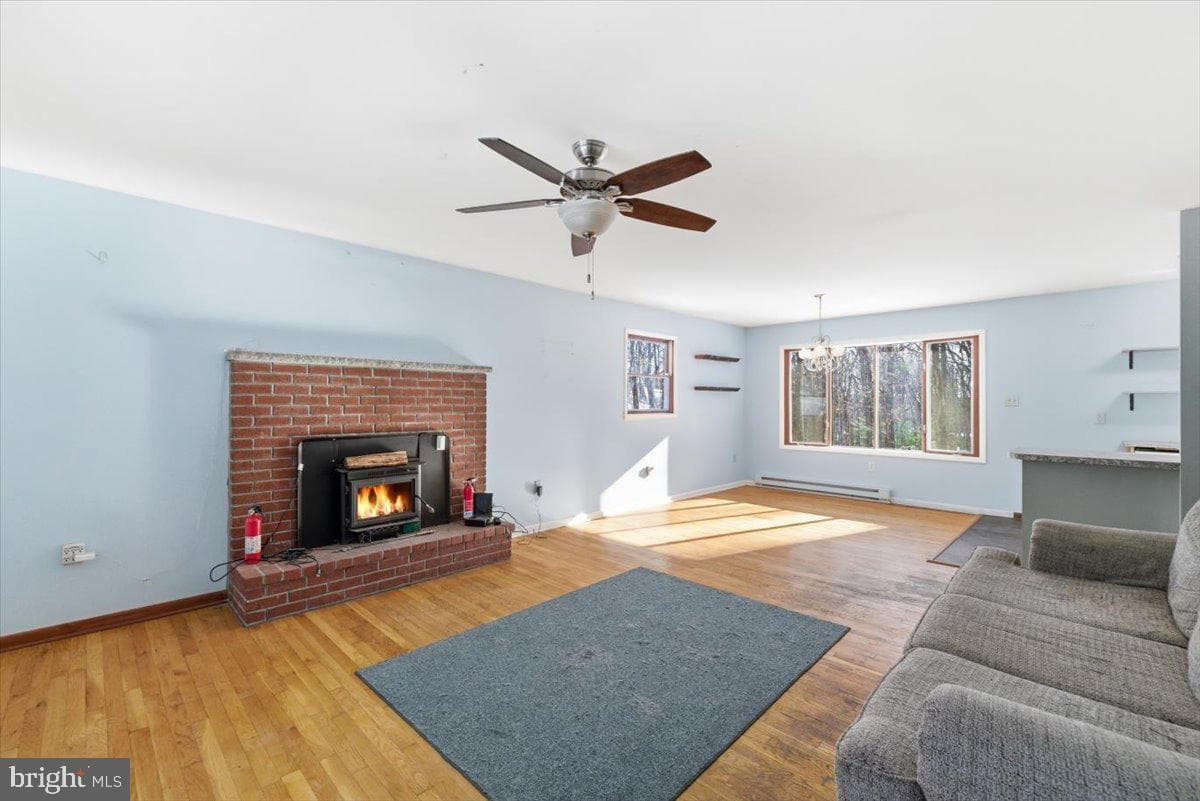 143 Anglemire Drive photo 21