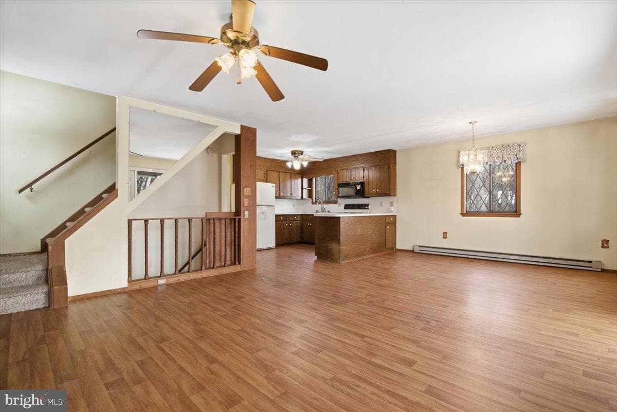 704 Rainbow Terrace photo 12