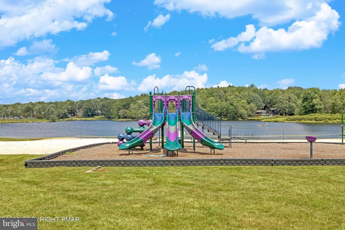 129 Mahoning Drive photo 32