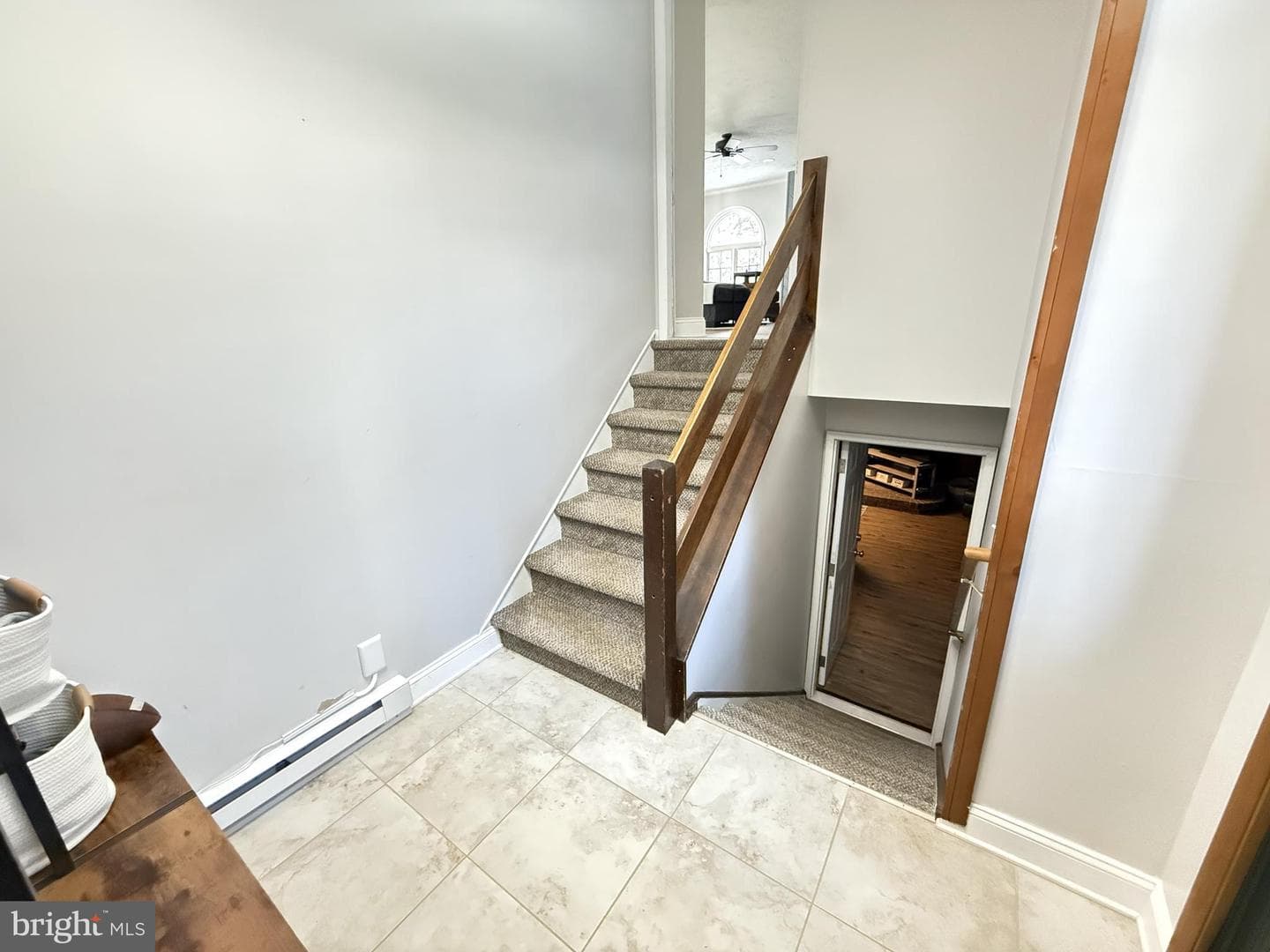 1570 Sullivan Trail photo 18