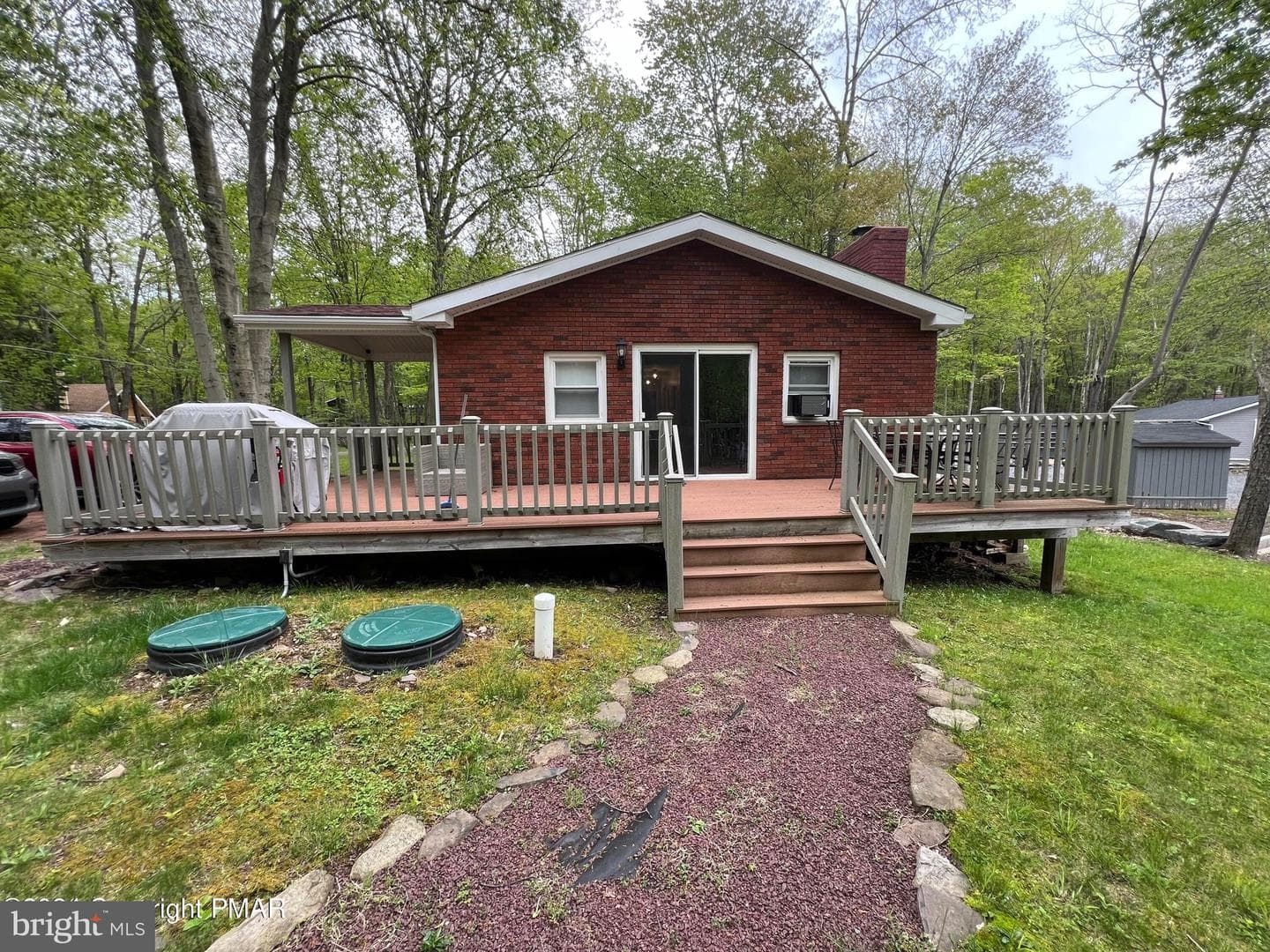 302 Viho Court, Pocono Lake