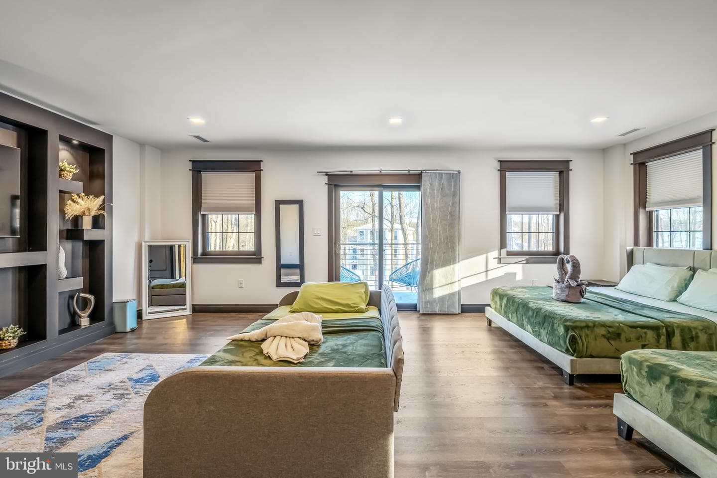 7813 Lake Shore Drive photo 11