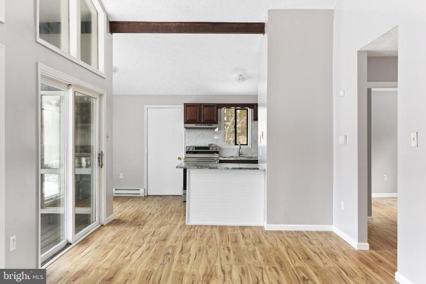 6522 Runnymead Lane photo 10