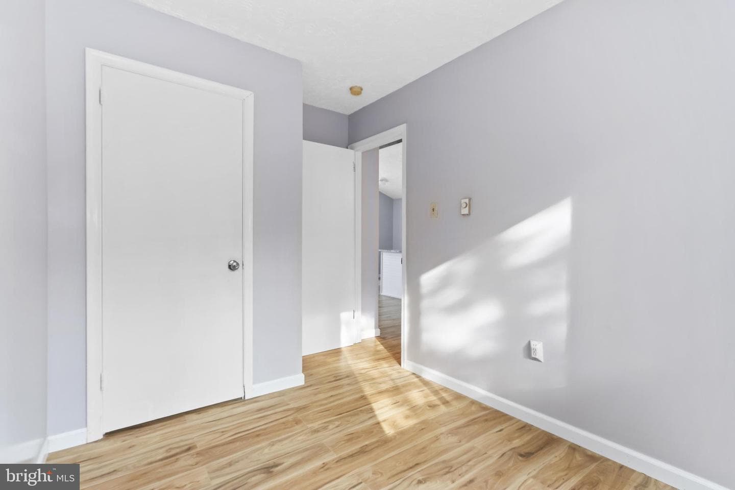 6522 Runnymead Lane photo 19