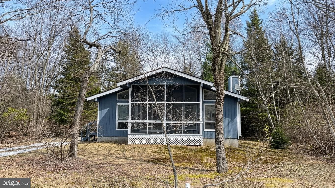 6522 Runnymead Lane photo 23
