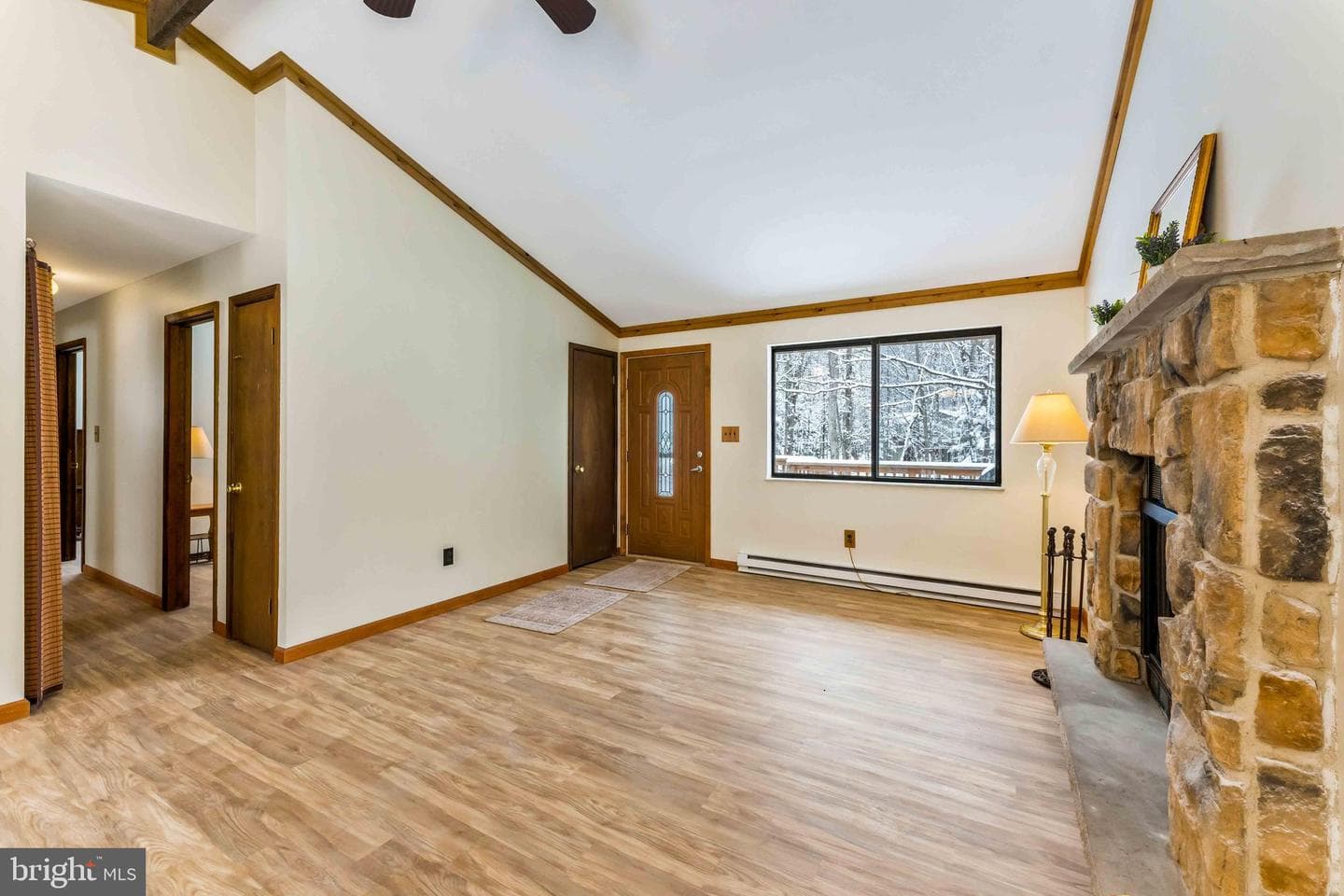 391 Berry Lane photo 7