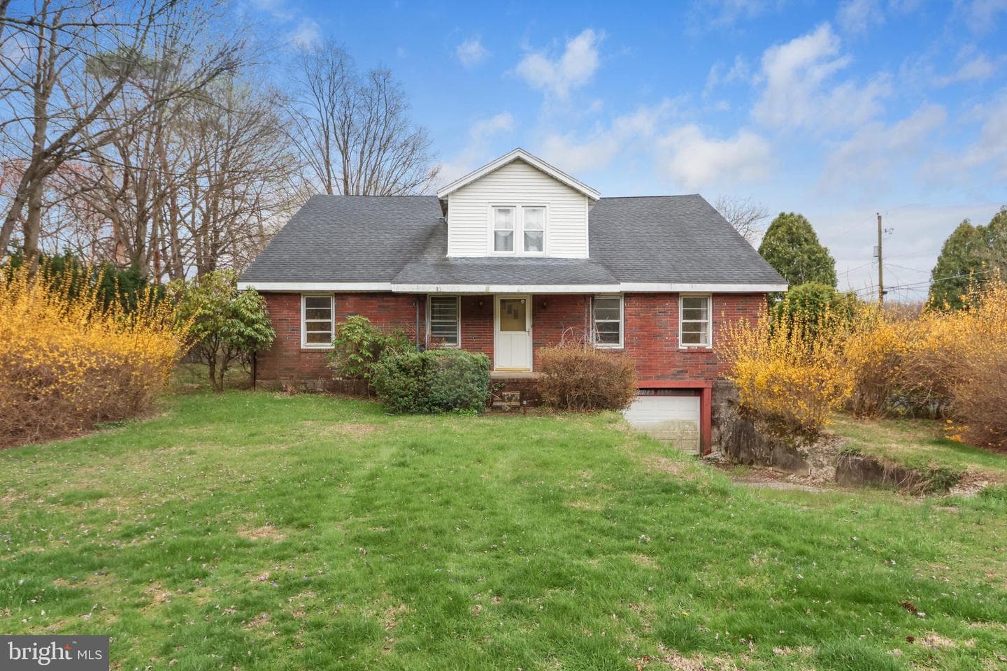 2115 W Main Street photo 9