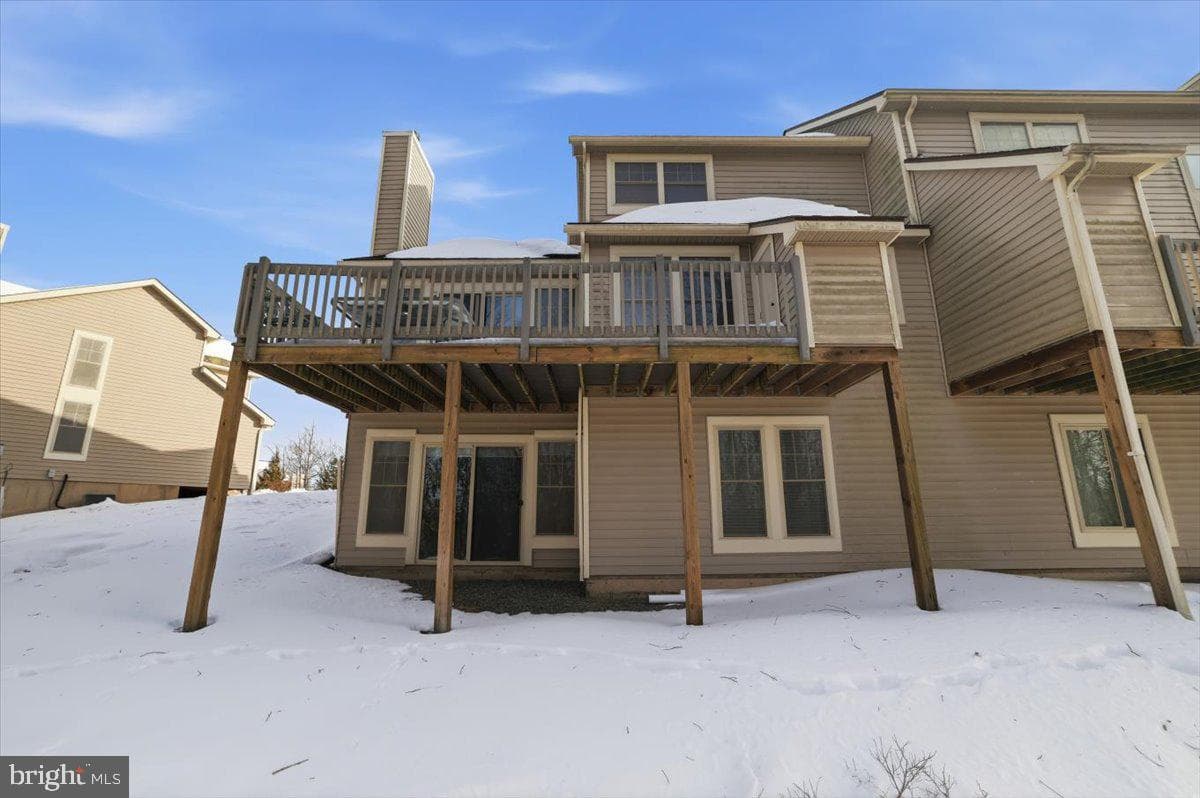 207 Sycamore Court photo 42