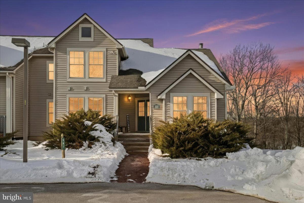 207 Sycamore Court photo 49