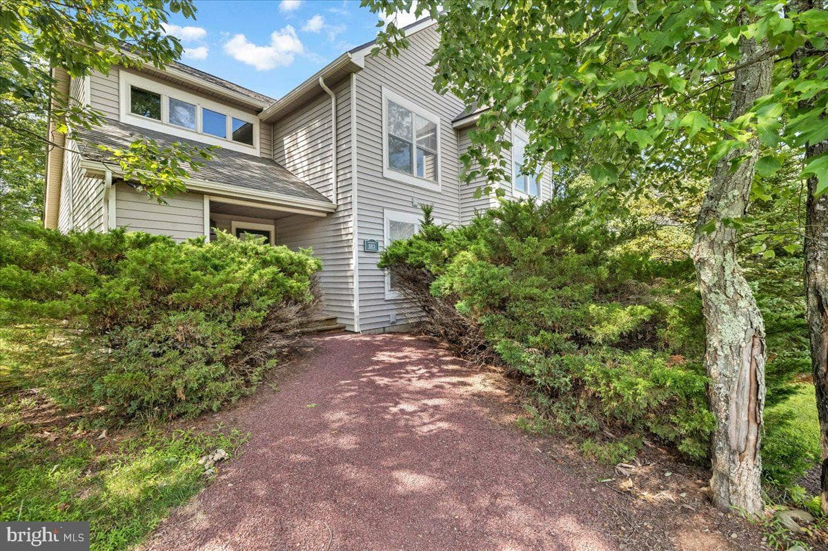 183 Hawthorne Court, Tannersville