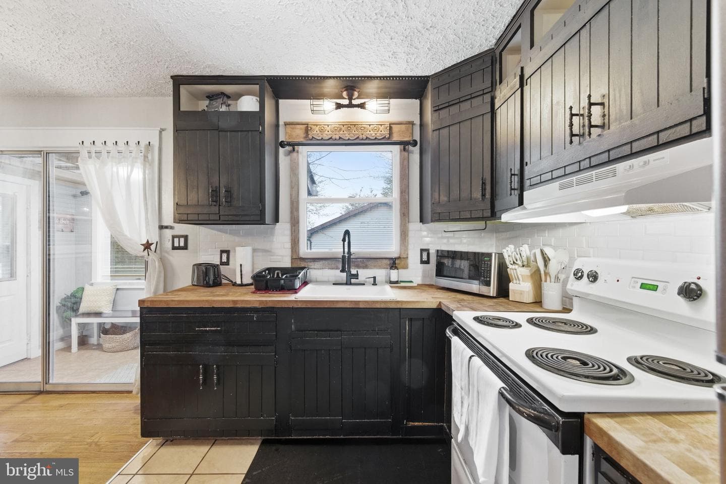 7106 Robinwood Dr photo 29