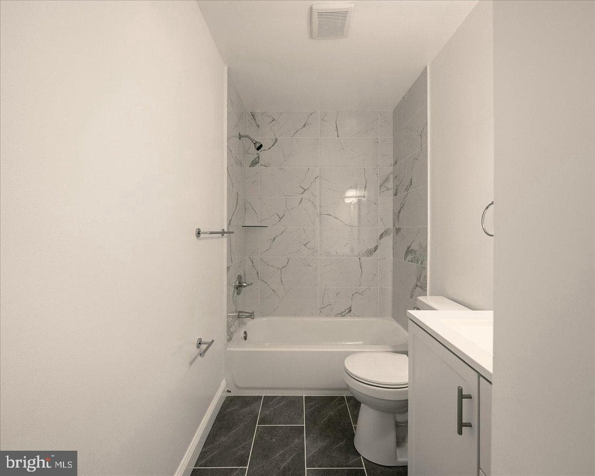 2026 Candlewood Lane photo 22