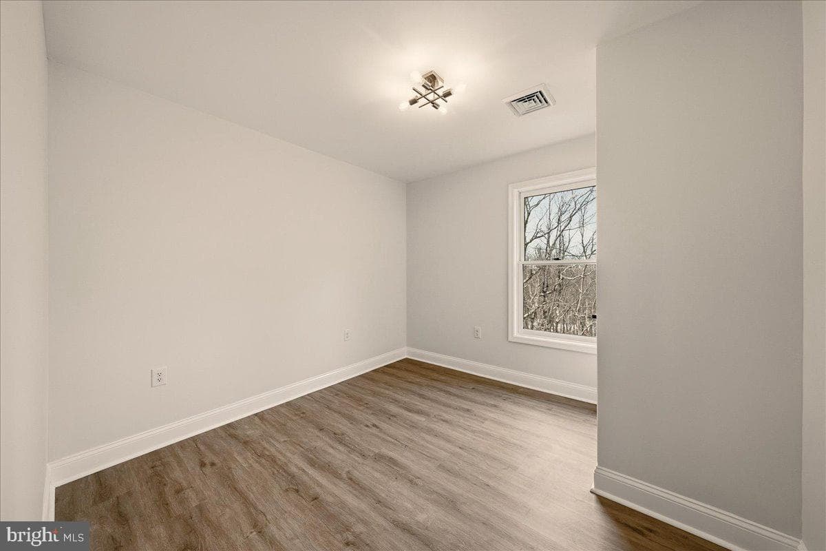 2026 Candlewood Lane photo 24